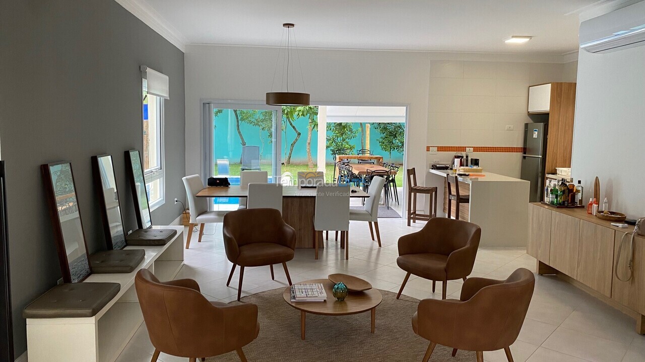 Casa para aluguel de temporada em São Sebastião (Maresias)