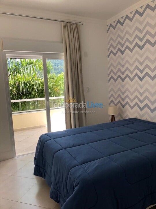 Casa para aluguel de temporada em São Sebastião (Maresias)