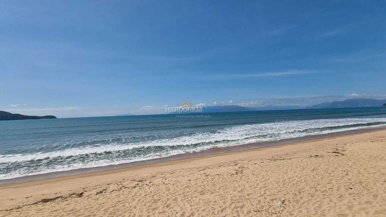 House for vacation rental in Caraguatatuba (Massaguaçu)