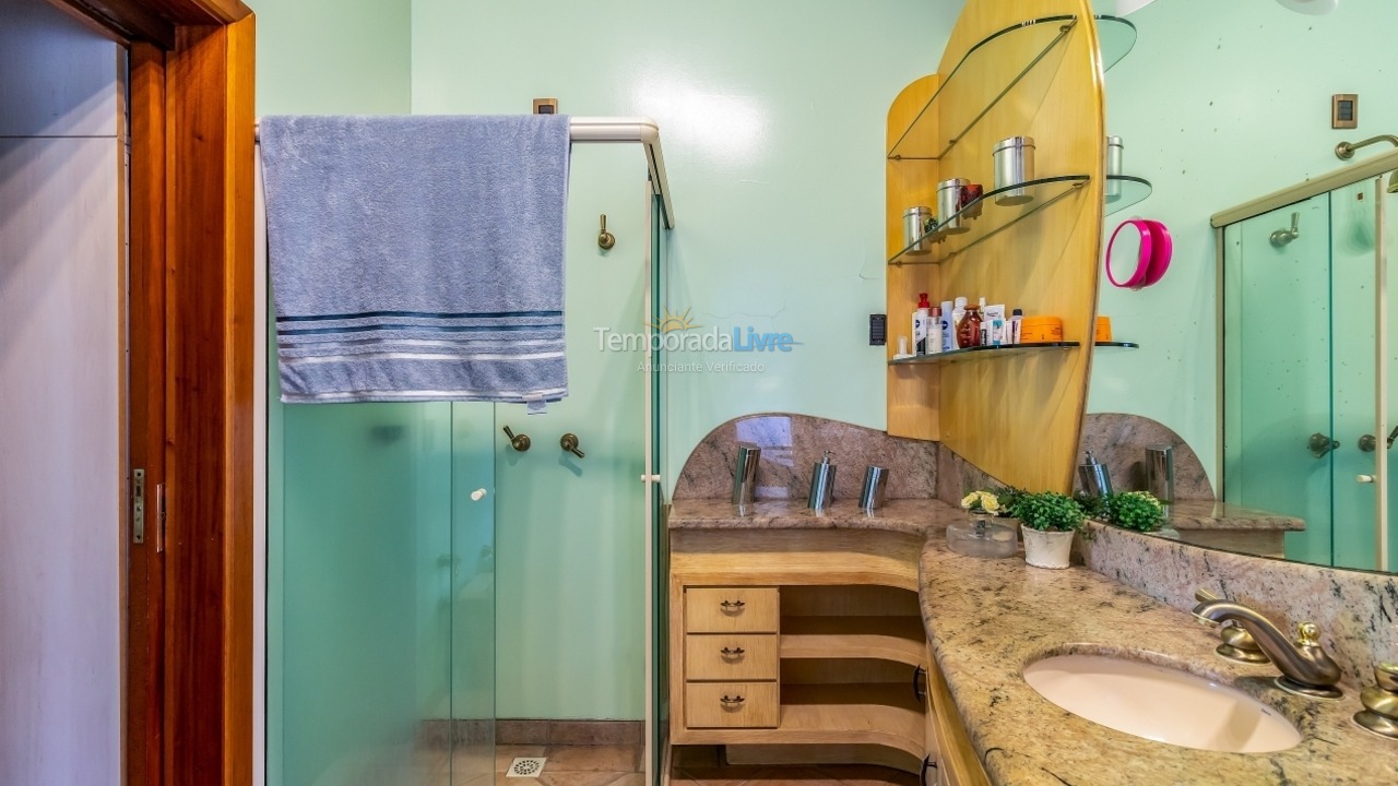 Casa para aluguel de temporada em Florianopolis (Jurerê Internacional)