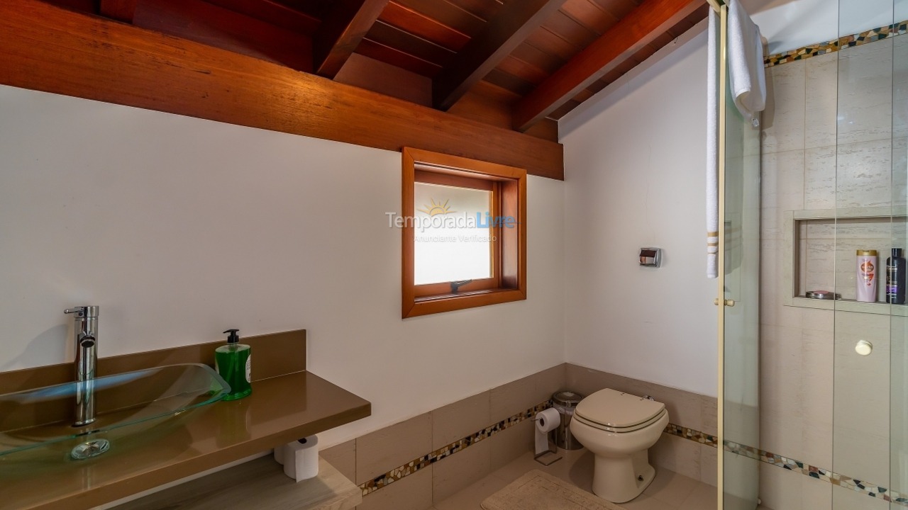 Casa para aluguel de temporada em Florianopolis (Jurerê Internacional)