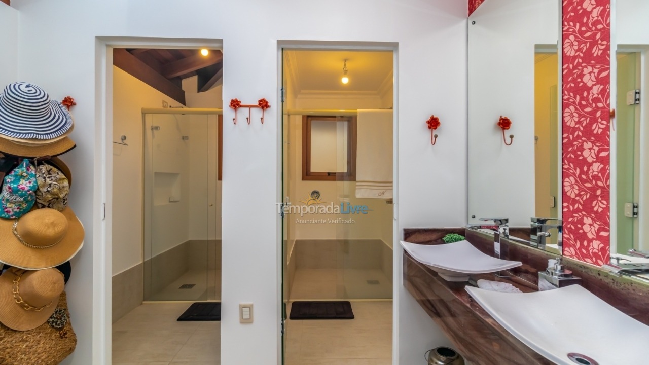 Casa para aluguel de temporada em Florianopolis (Jurerê Internacional)