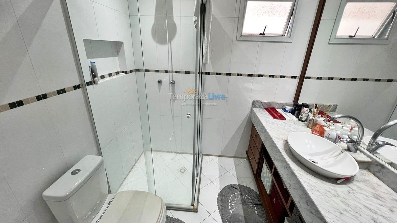 Apartamento para alquiler de vacaciones em Balneário Camboriú (Praia Central)