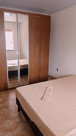 Quarto no segundo andar com vista panorâmica 