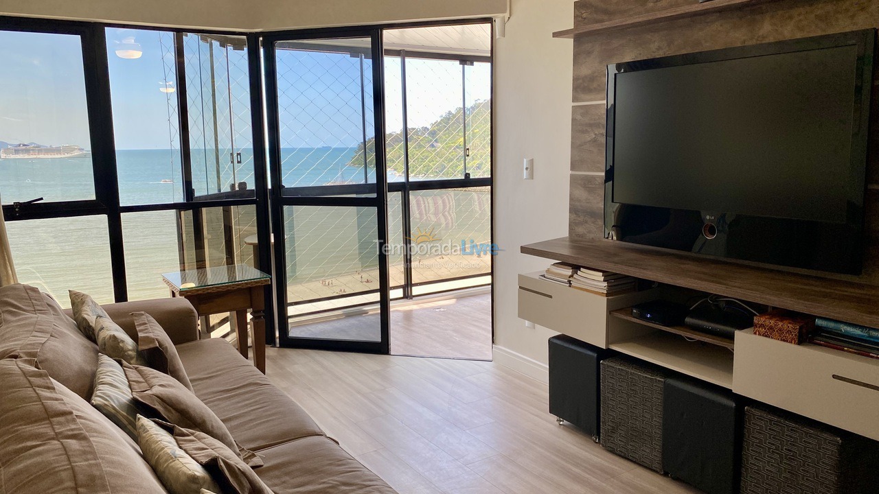 Apartamento para aluguel de temporada em Balneário Camboriú (Praia Central)