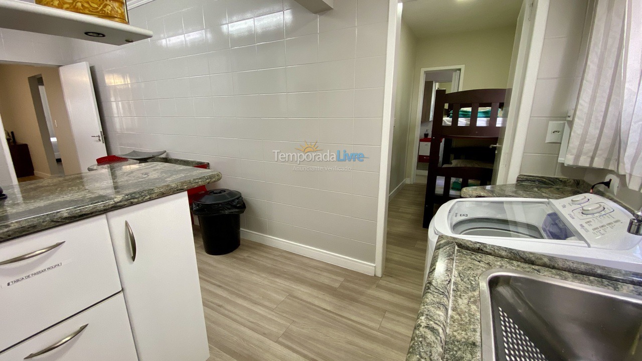 Apartamento para aluguel de temporada em Balneário Camboriú (Praia Central)