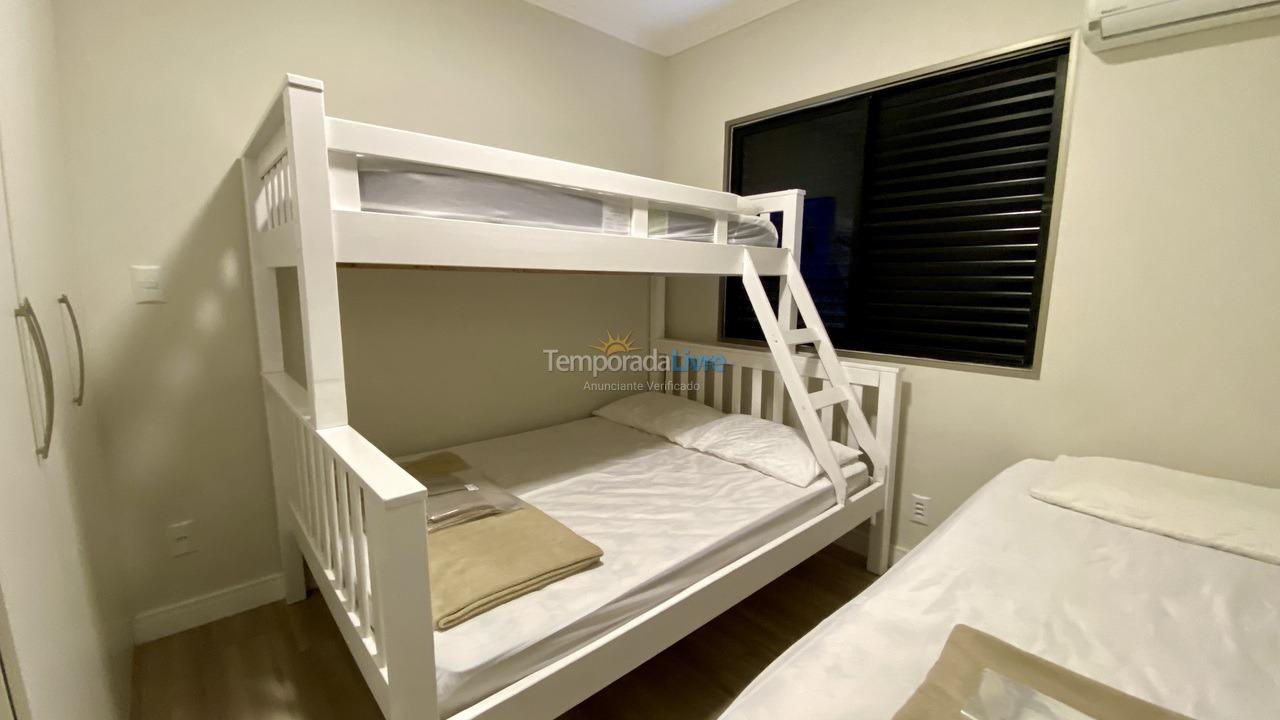 Apartamento para aluguel de temporada em Balneário Camboriú (Praia Central)