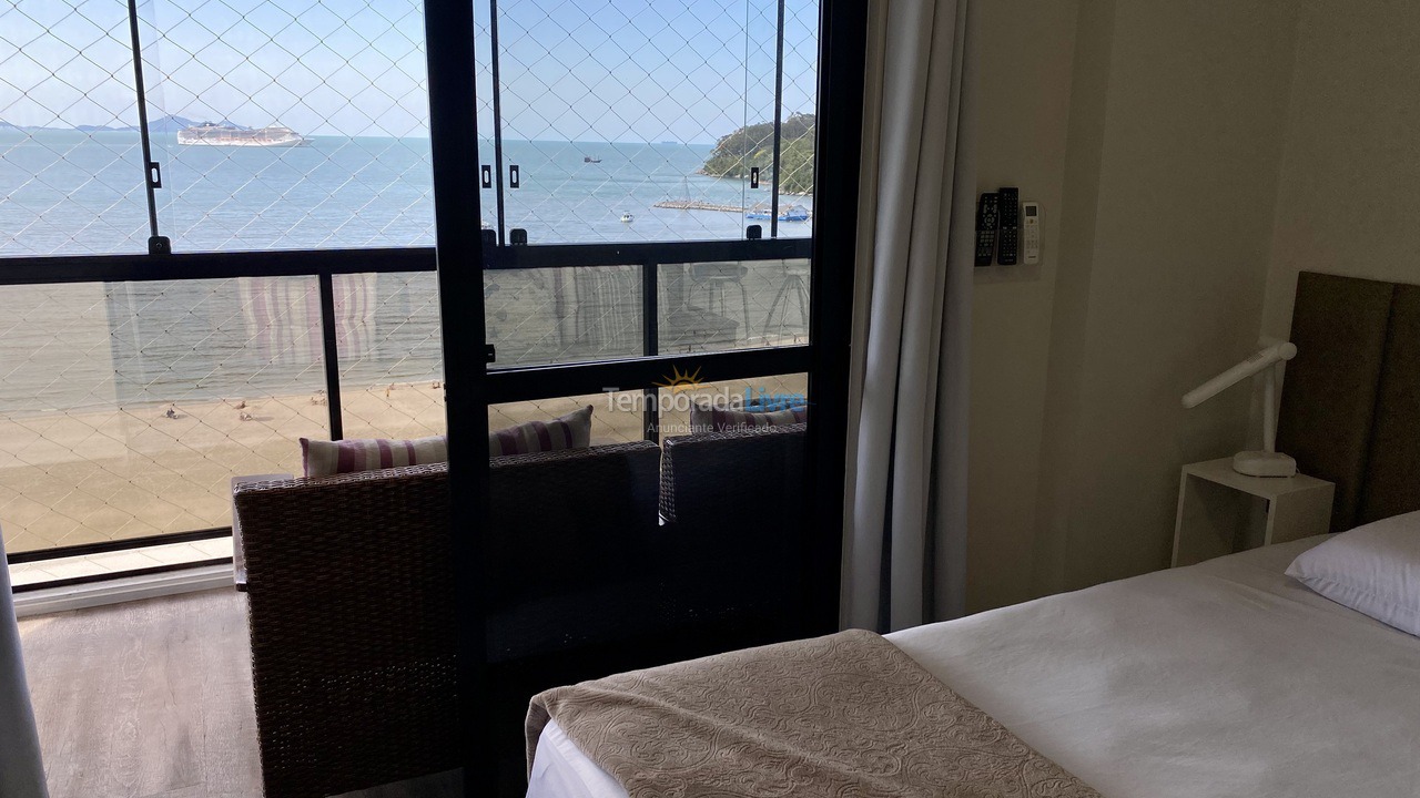 Apartamento para aluguel de temporada em Balneário Camboriú (Praia Central)