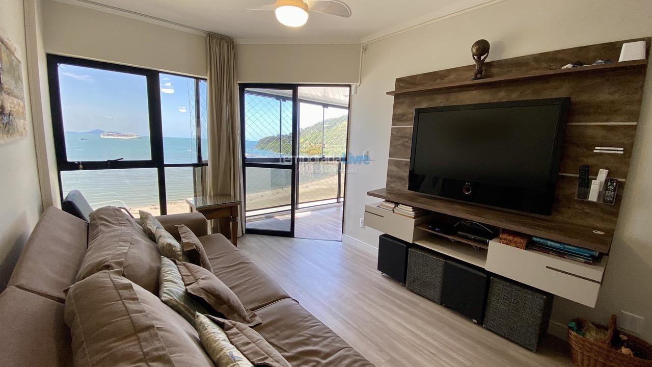 Apartamento para aluguel de temporada em Balneário Camboriú (Praia Central)