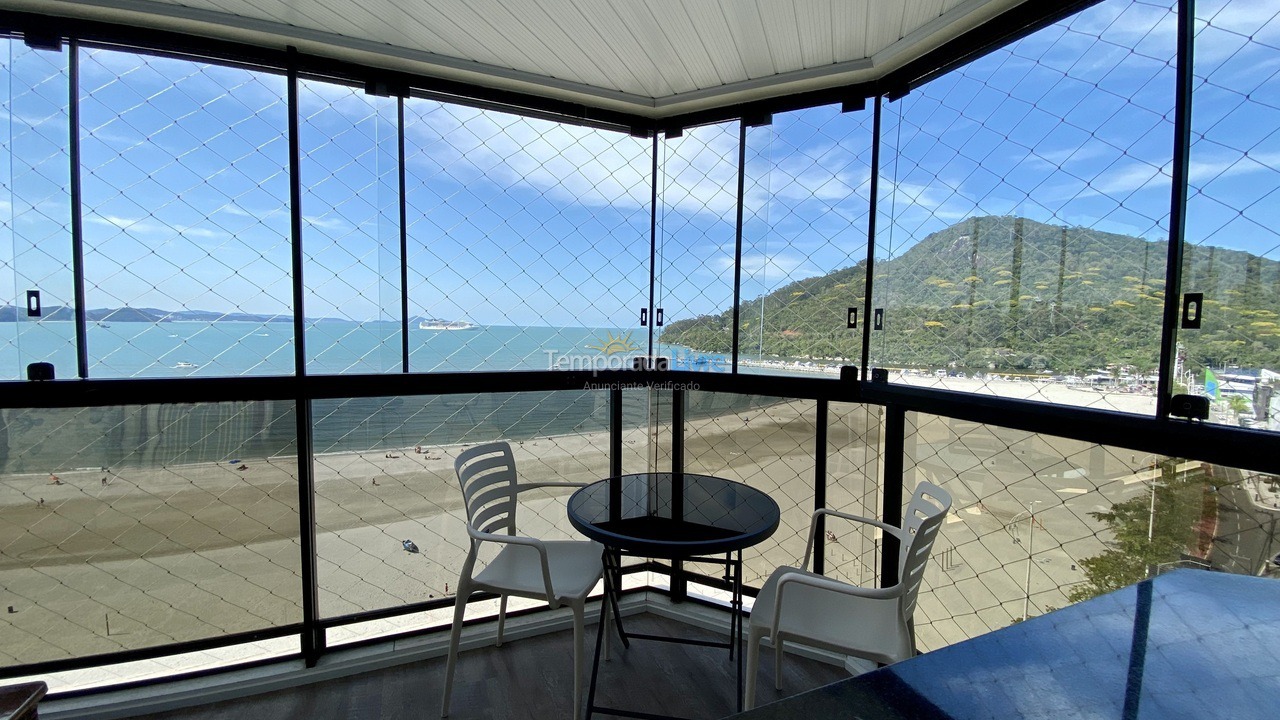 Apartamento para aluguel de temporada em Balneário Camboriú (Praia Central)
