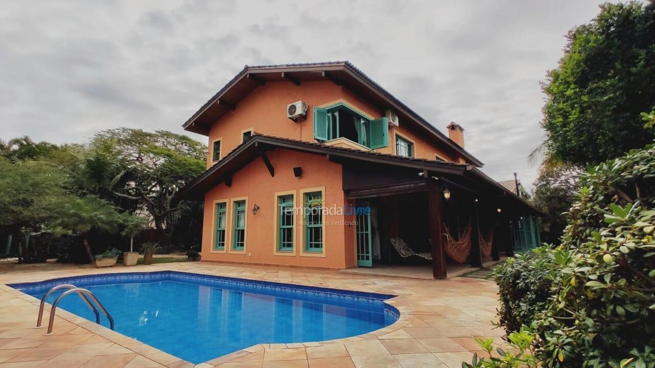 Casa para aluguel de temporada em Florianópolis (Barra da Lagoa)