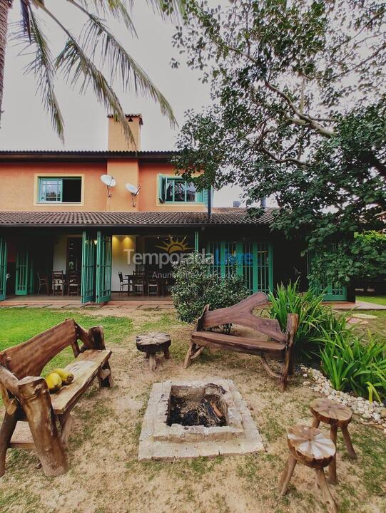Casa para aluguel de temporada em Florianópolis (Barra da Lagoa)