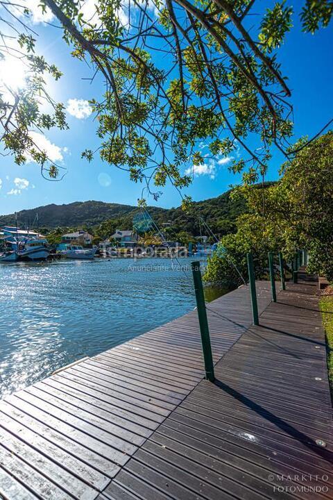 Casa para aluguel de temporada em Florianópolis (Barra da Lagoa)