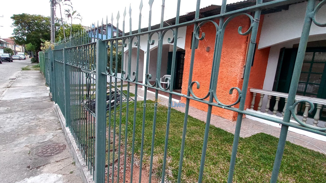 Casa para aluguel de temporada em Florianopolis (Lagoa da Conceição)