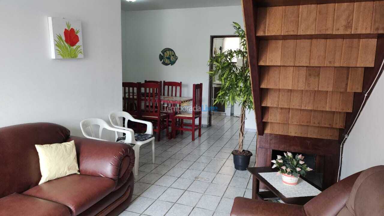 Apartamento para alquiler de vacaciones em Ubatuba (Praia Grande)