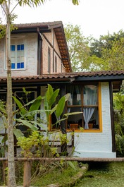 Casa com 3 suítes para até 10 pessoas