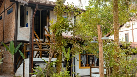 HOUSE WITH 3 SUITES FOR UP TO 10 PEOPLE