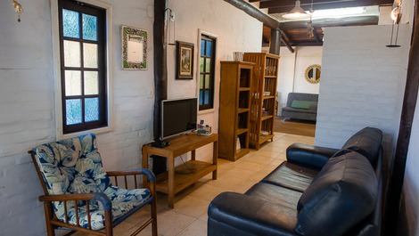 CASAS COM 1 SUÍTE - para até 3 pessoas