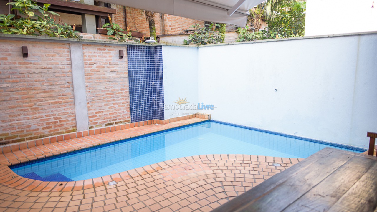 Casa para aluguel de temporada em São Sebastião (Juquehy)