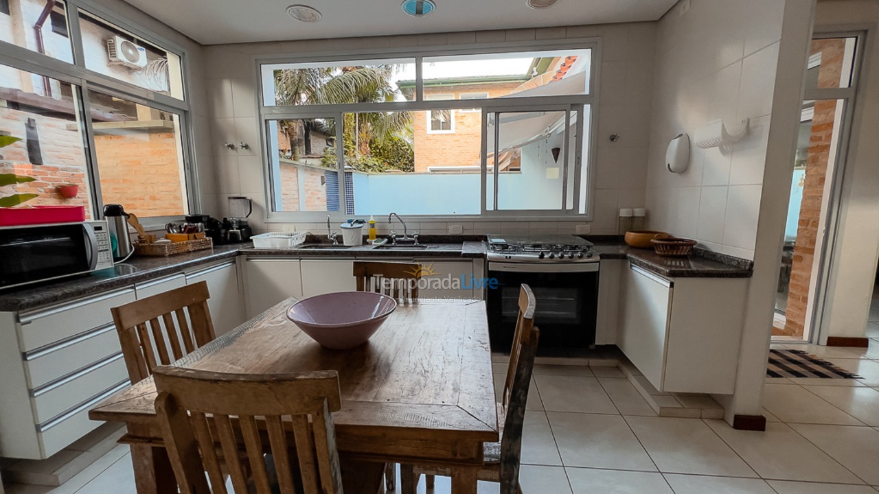 Casa para aluguel de temporada em São Sebastião (Juquehy)