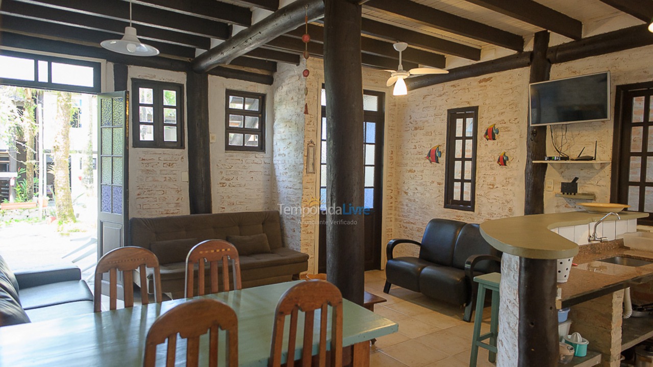 Casa para aluguel de temporada em São Sebastião (Juquehy)