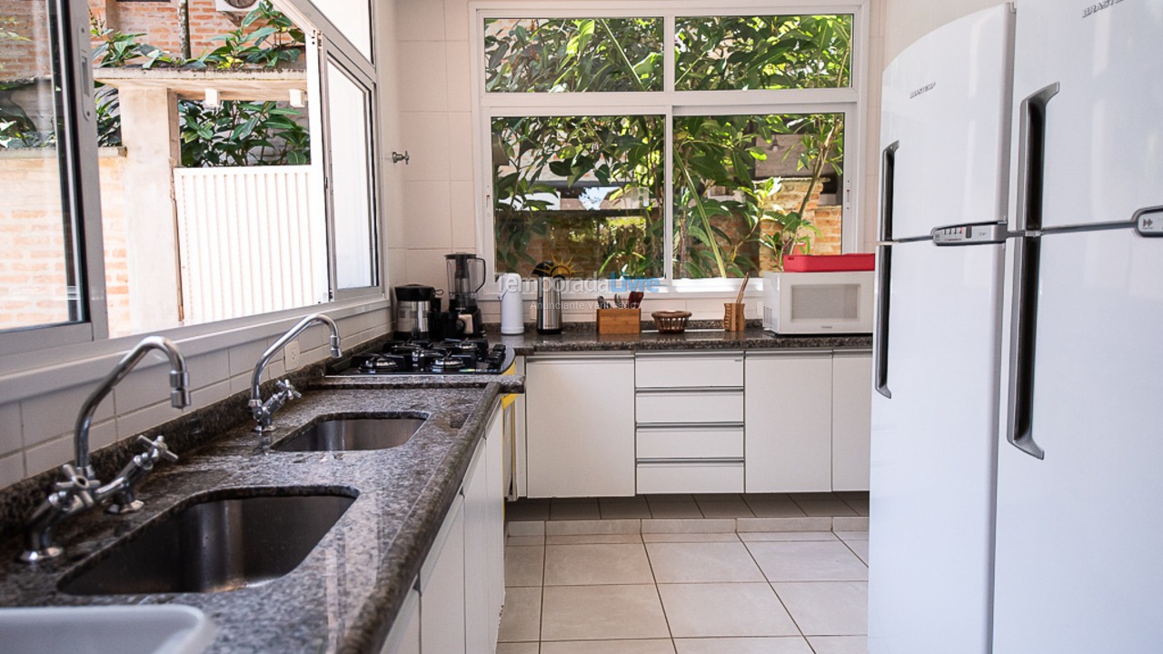 Casa para aluguel de temporada em São Sebastião (Juquehy)