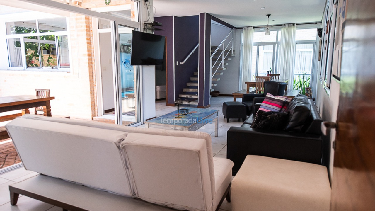 Casa para aluguel de temporada em São Sebastião (Juquehy)