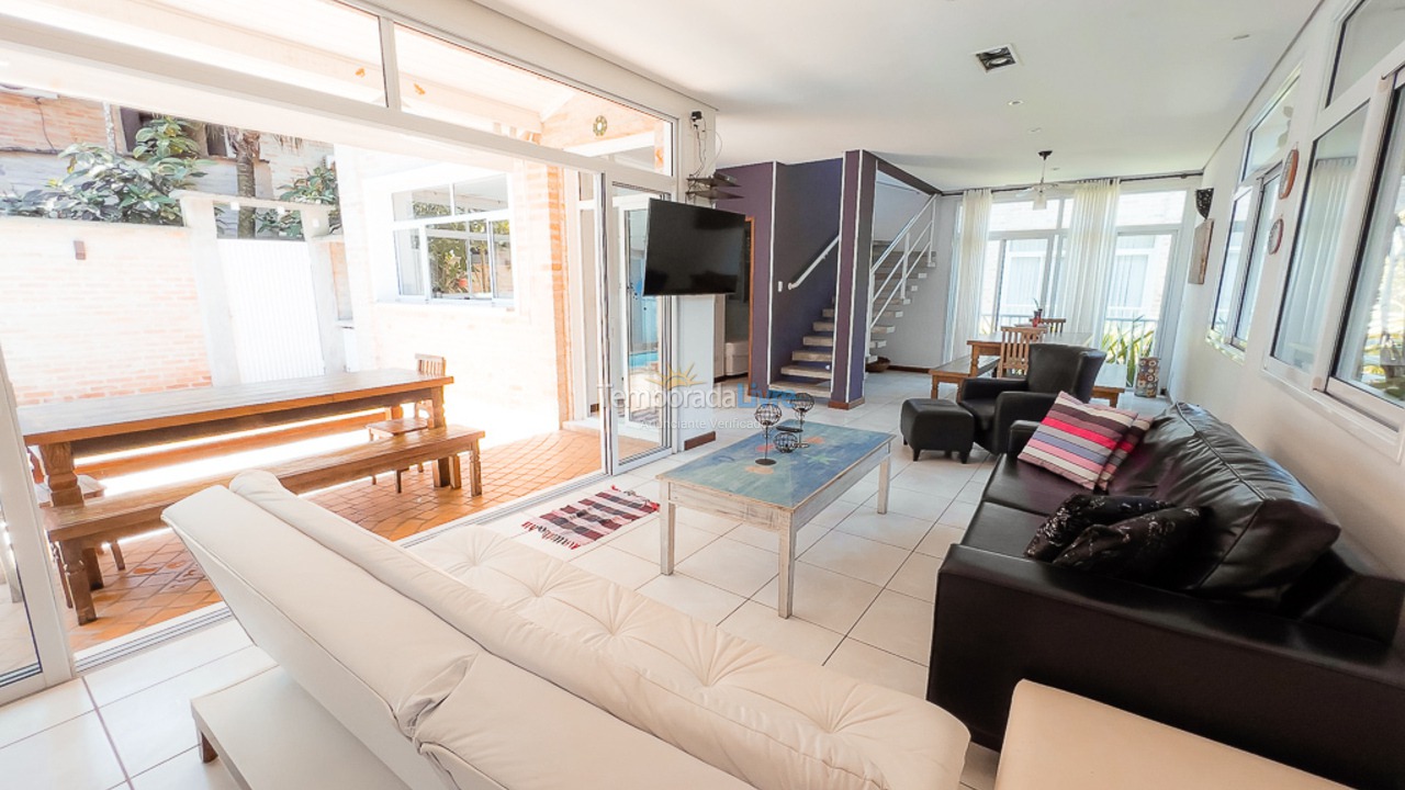 Casa para aluguel de temporada em São Sebastião (Juquehy)