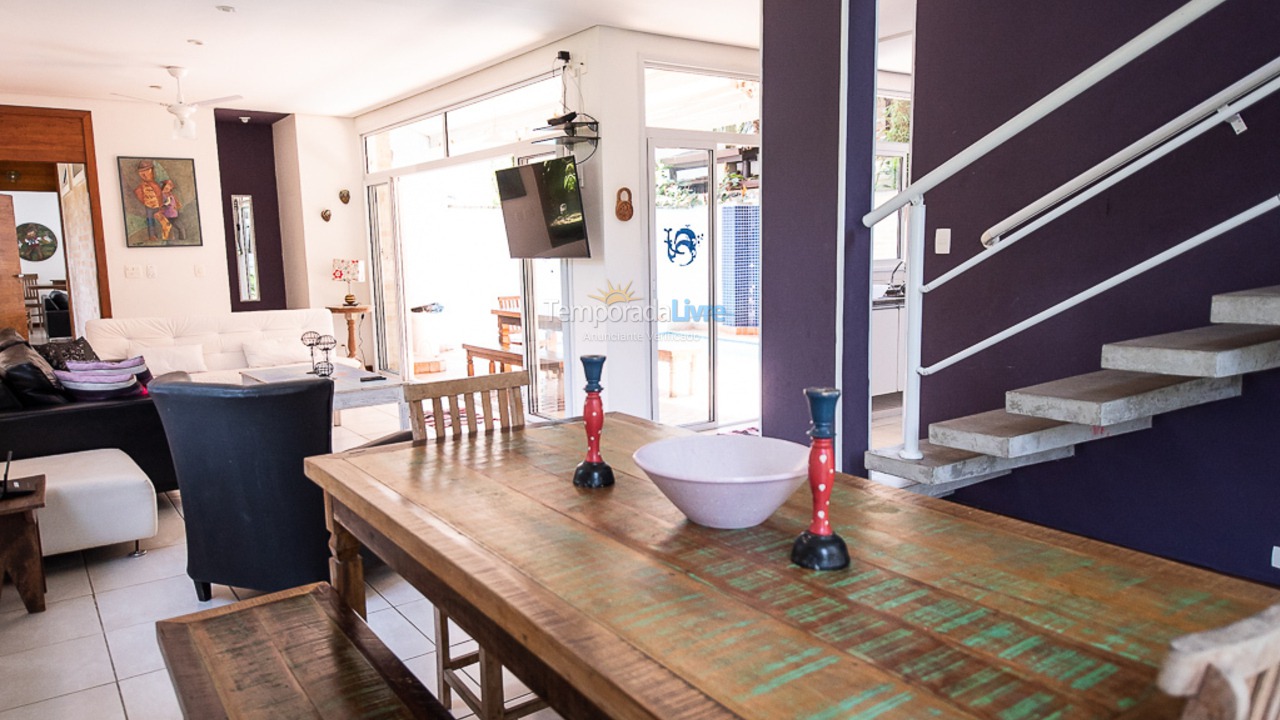 Casa para aluguel de temporada em São Sebastião (Juquehy)