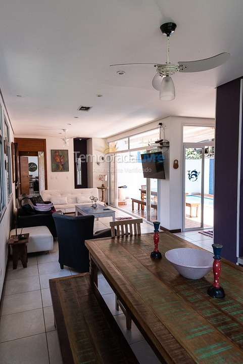 Casa para aluguel de temporada em São Sebastião (Juquehy)