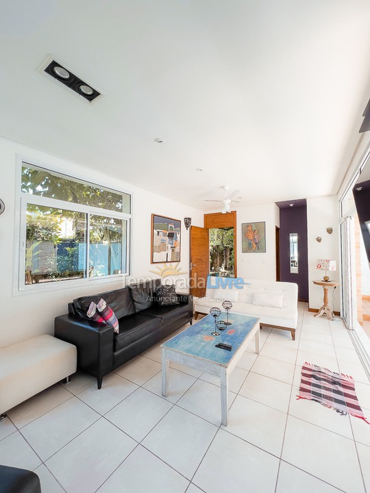 Casa para aluguel de temporada em São Sebastião (Juquehy)