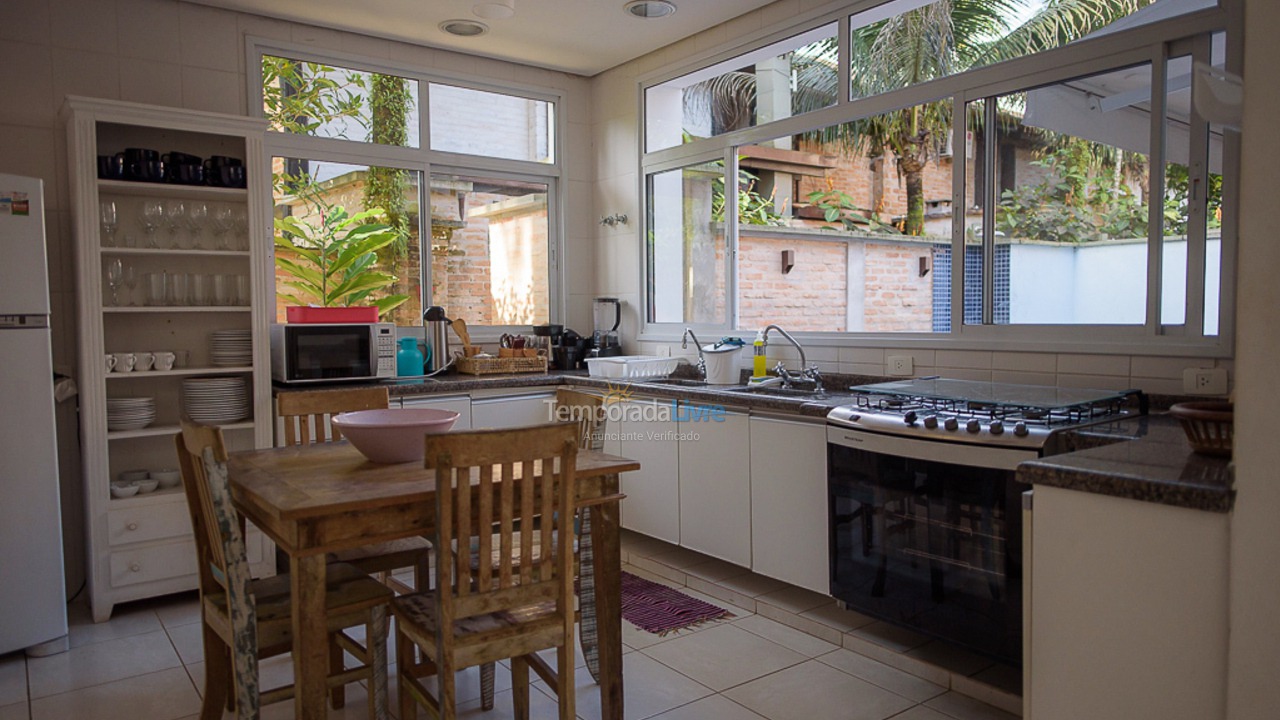 Casa para aluguel de temporada em São Sebastião (Juquehy)