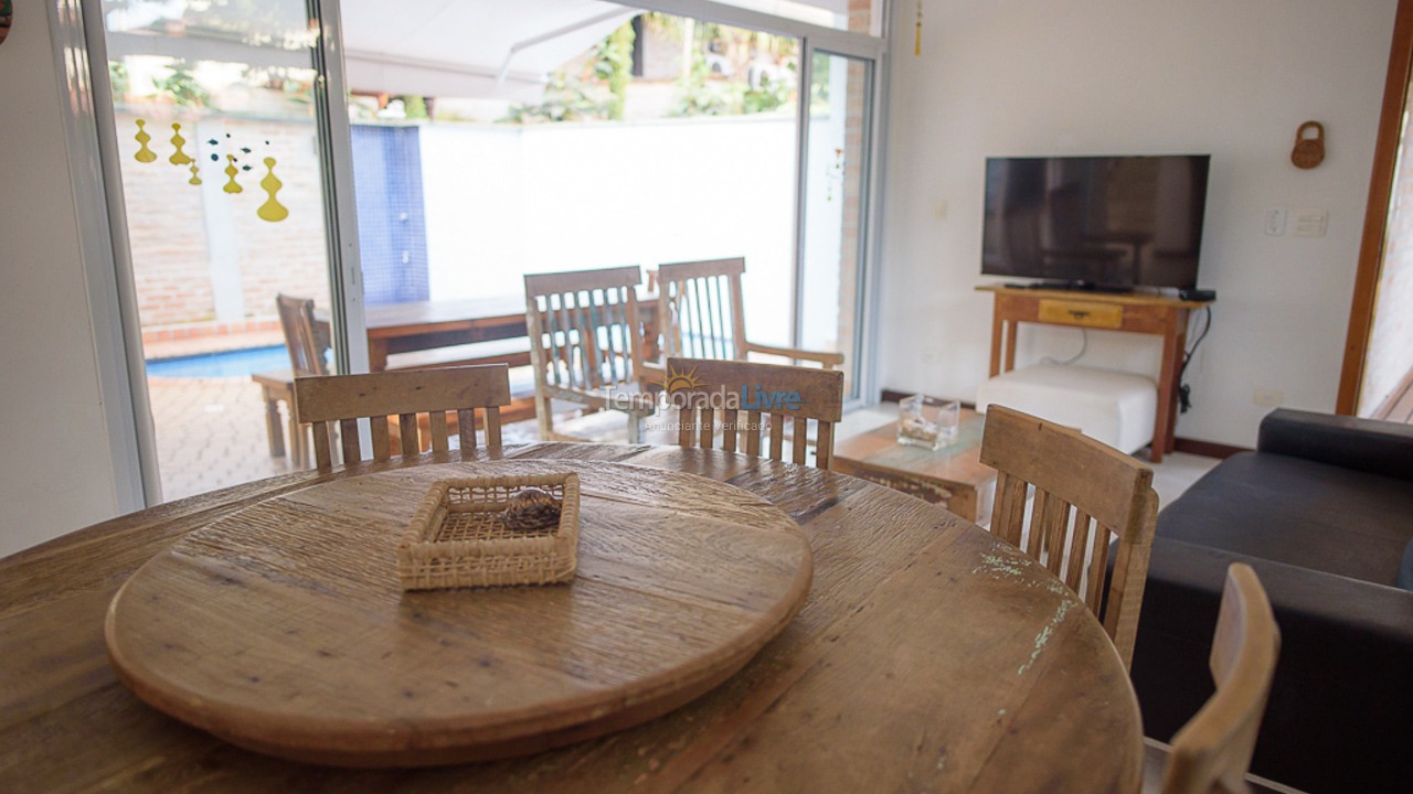 Casa para aluguel de temporada em São Sebastião (Juquehy)