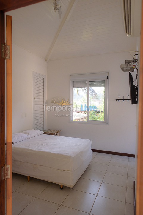 Casa para aluguel de temporada em São Sebastião (Juquehy)