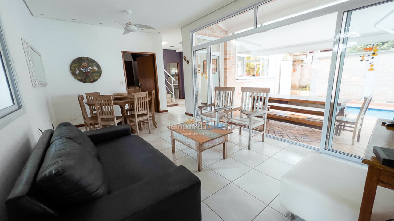 Casa para aluguel de temporada em São Sebastião (Juquehy)