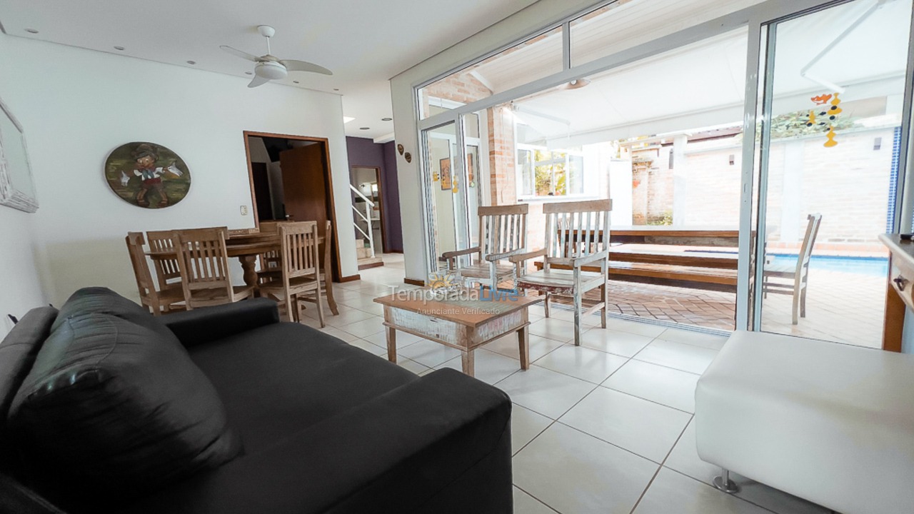 Casa para aluguel de temporada em São Sebastião (Juquehy)