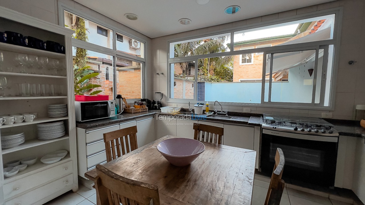 Casa para aluguel de temporada em São Sebastião (Juquehy)