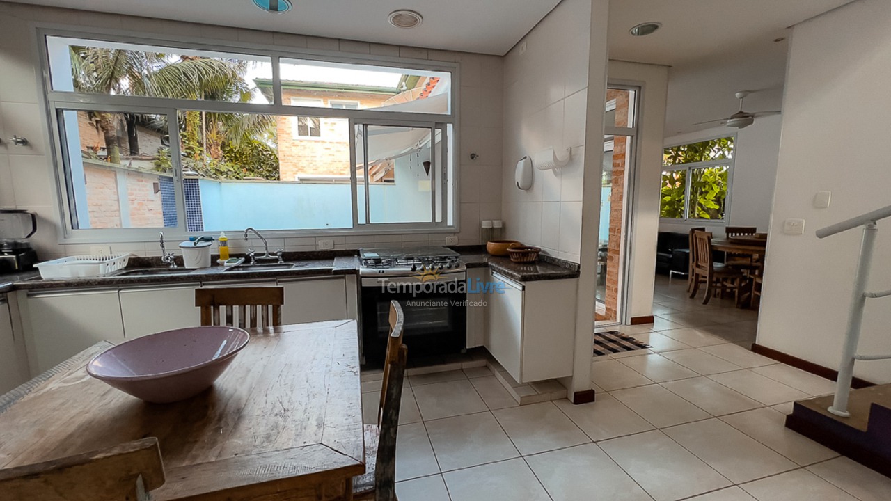 Casa para aluguel de temporada em São Sebastião (Juquehy)