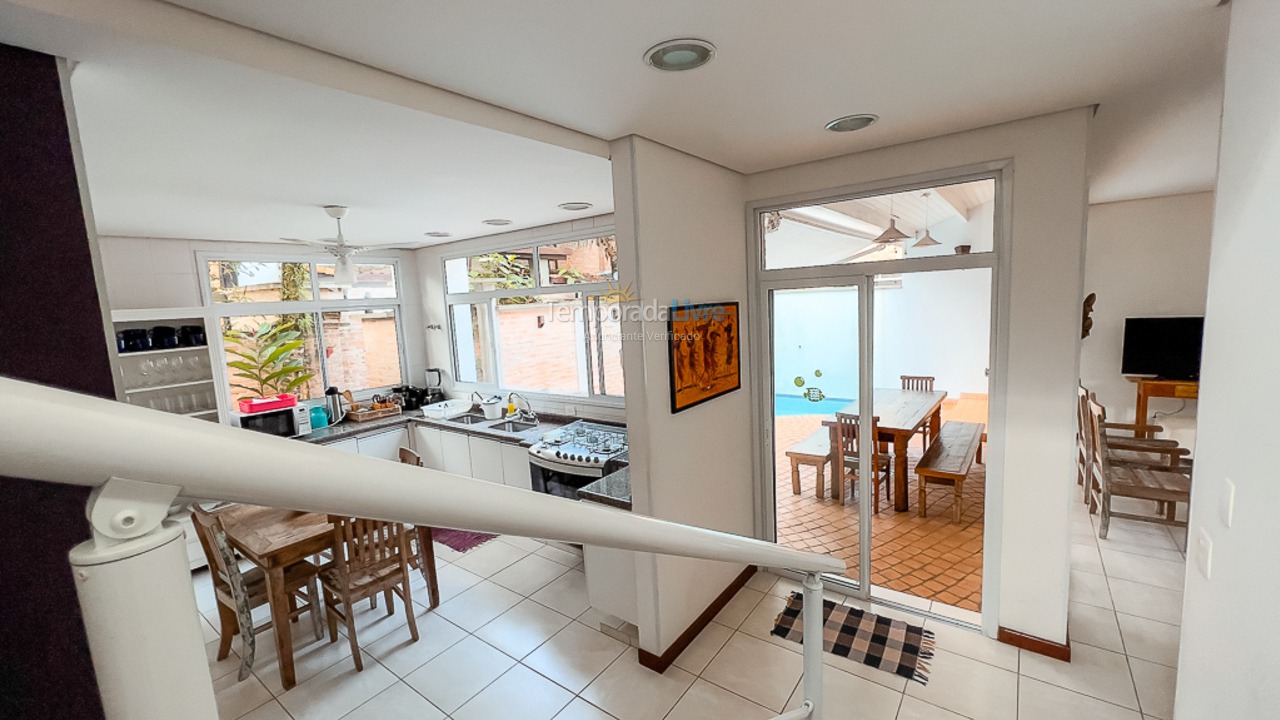 Casa para aluguel de temporada em São Sebastião (Juquehy)