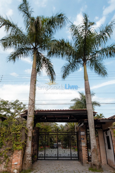 Casa para aluguel de temporada em São Sebastião (Juquehy)