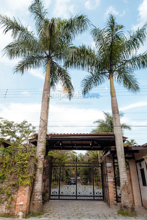 Casa para aluguel de temporada em São Sebastião (Juquehy)
