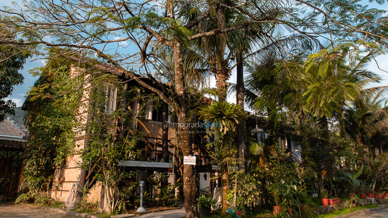 Casa para aluguel de temporada em São Sebastião (Juquehy)