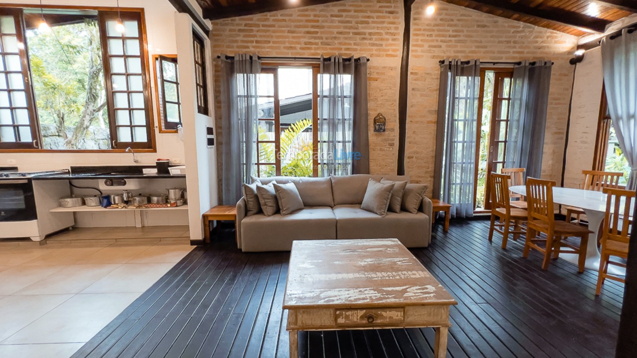 Casa para aluguel de temporada em São Sebastião (Juquehy)