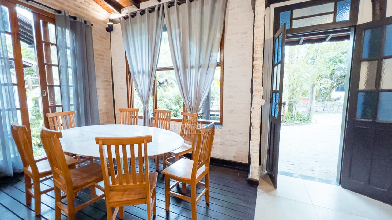 Casa para aluguel de temporada em São Sebastião (Juquehy)