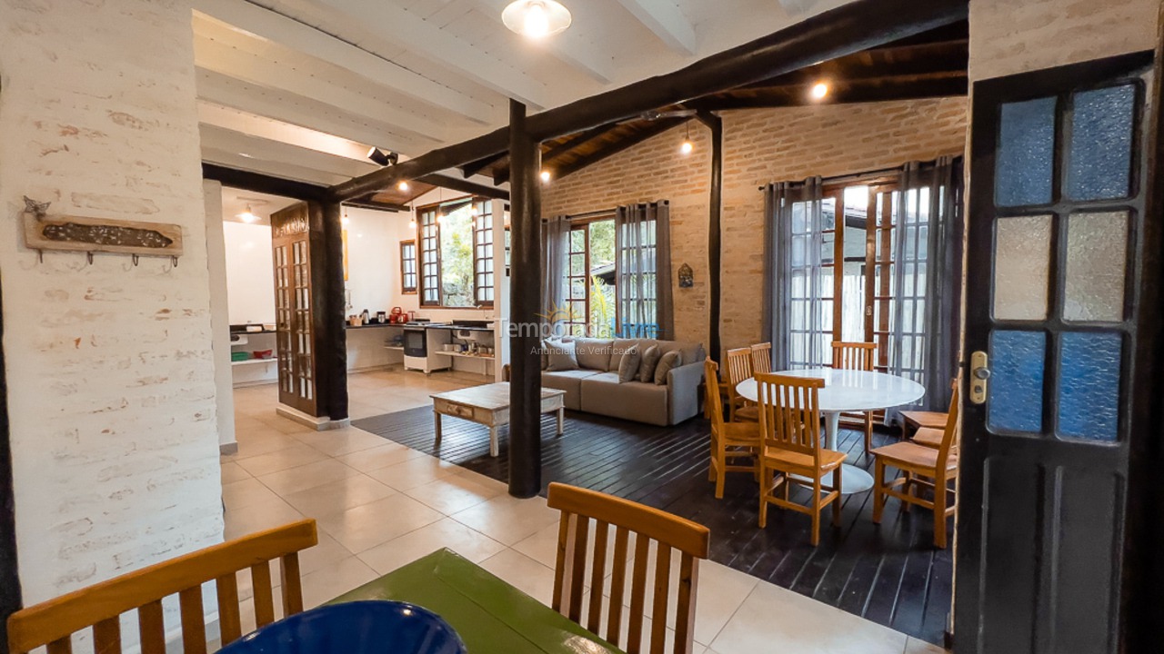 Casa para aluguel de temporada em São Sebastião (Juquehy)