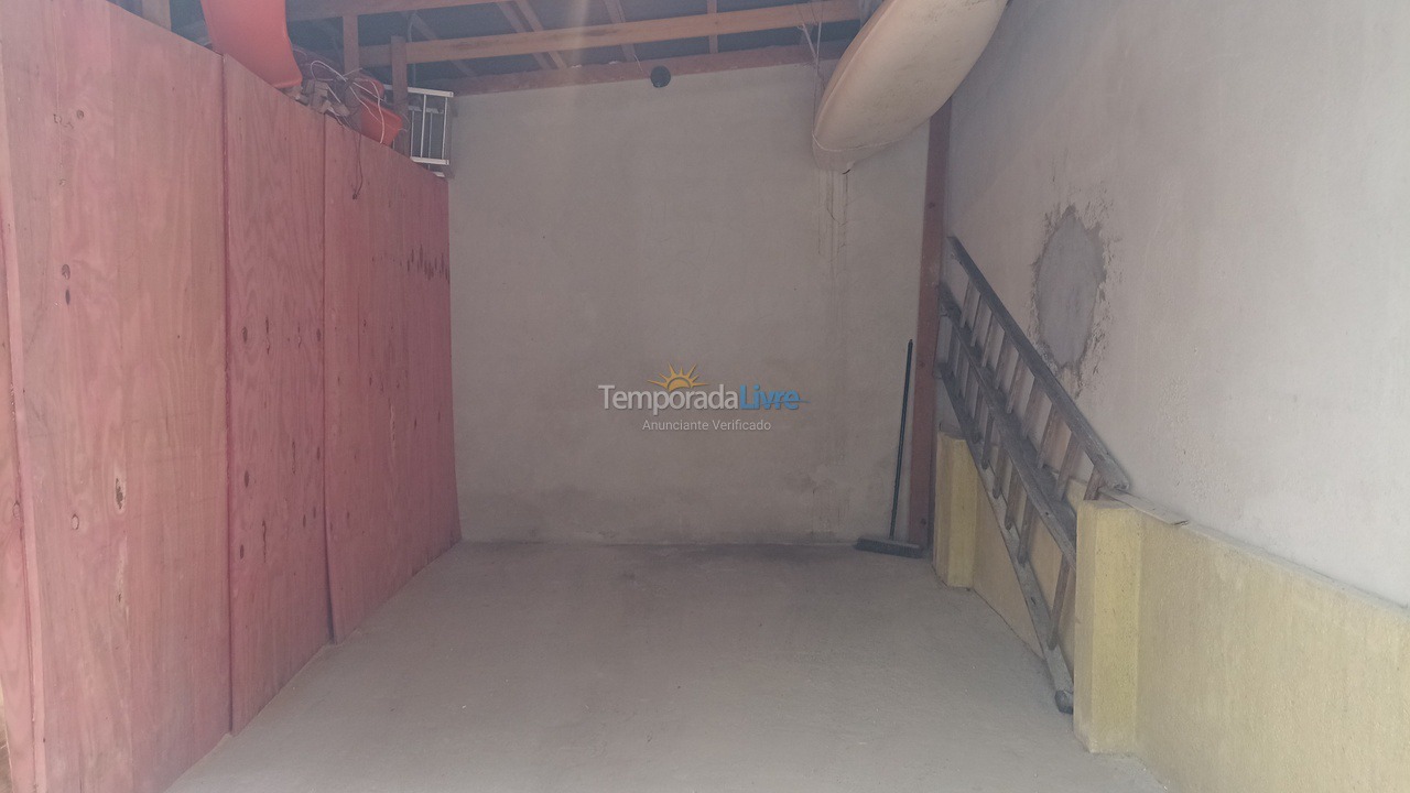 Apartamento para aluguel de temporada em Itapema (Meia Praia)