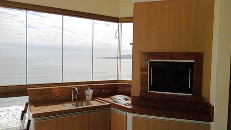 Apartamento para alugar em Itapema - Meia Praia