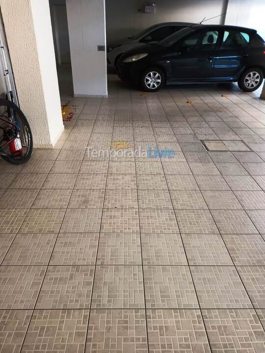 Apartamento para alquiler de vacaciones em Itapema (Meia Praia)