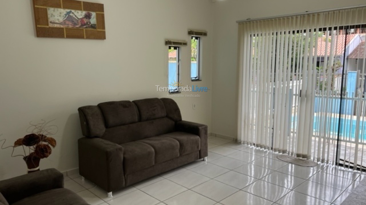 Casa para alquiler de vacaciones em São Francisco do Sul (Enseada)