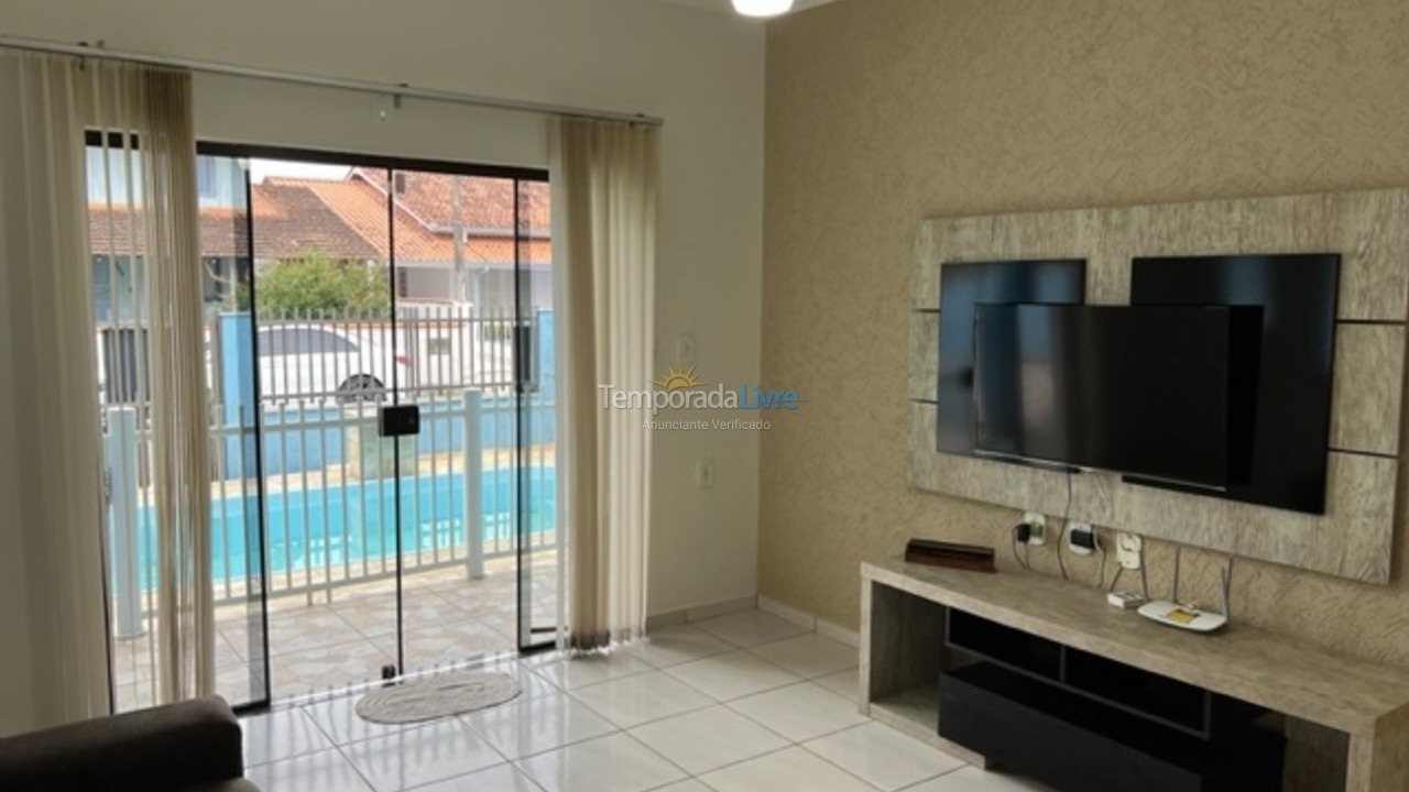 Casa para alquiler de vacaciones em São Francisco do Sul (Enseada)